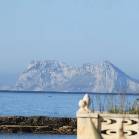 Dorada Vila *